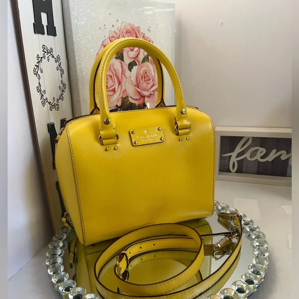 KATE SPADE  Alessa Wellesley yellow leather Satchel Crossbody or Handbag